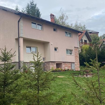 Apartmani Nais Zlatibor Eksteriør billede